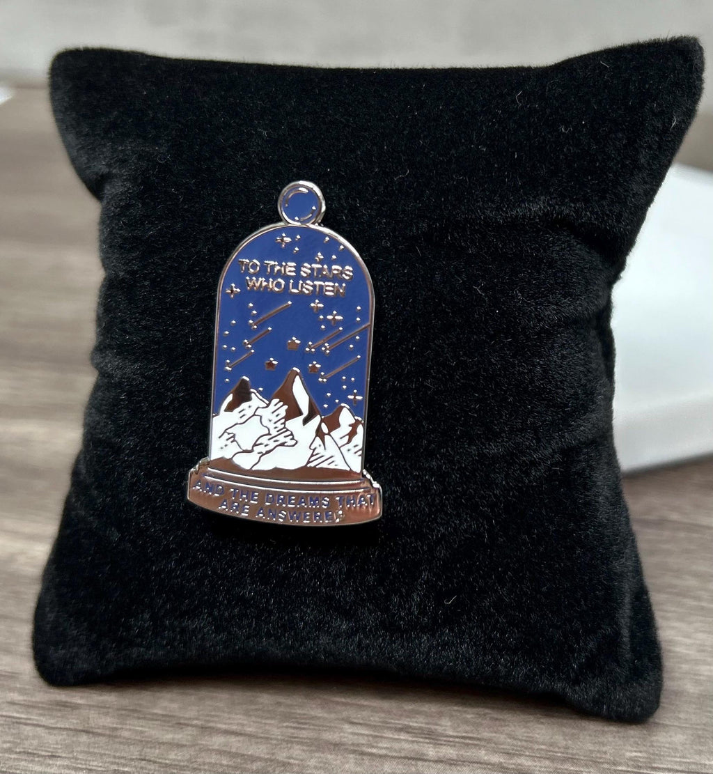 ACOTAR Enamel Pin: Velaris Mountains, Stars, and Dreams