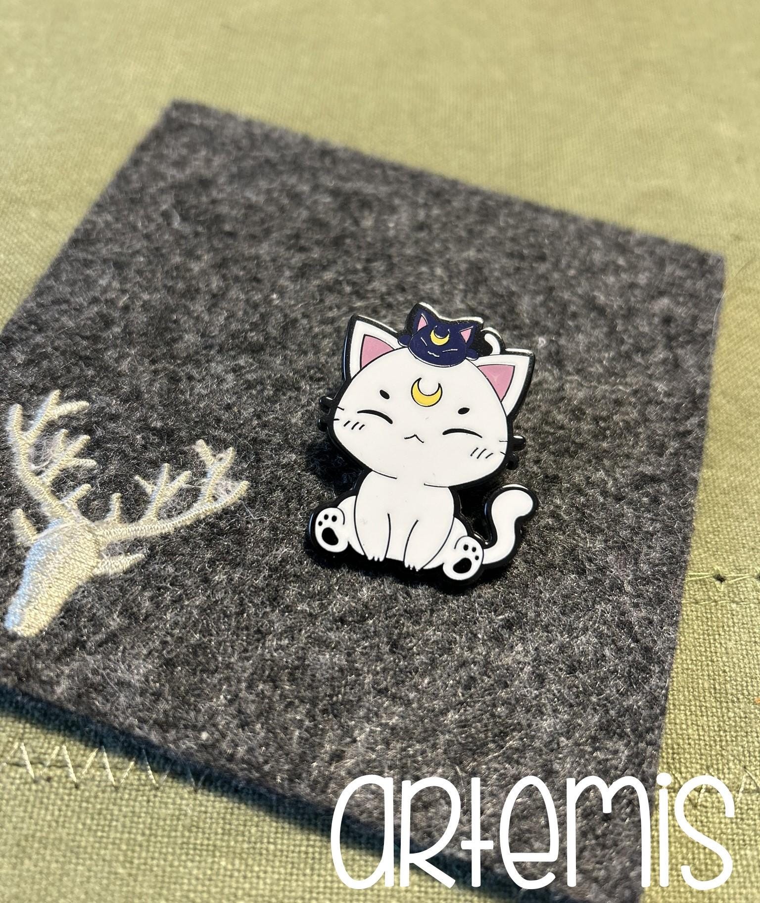 LUNA & ARTEMIS ENAMEL PIN SET — MAGICAL GIRL GUARDIAN CATS