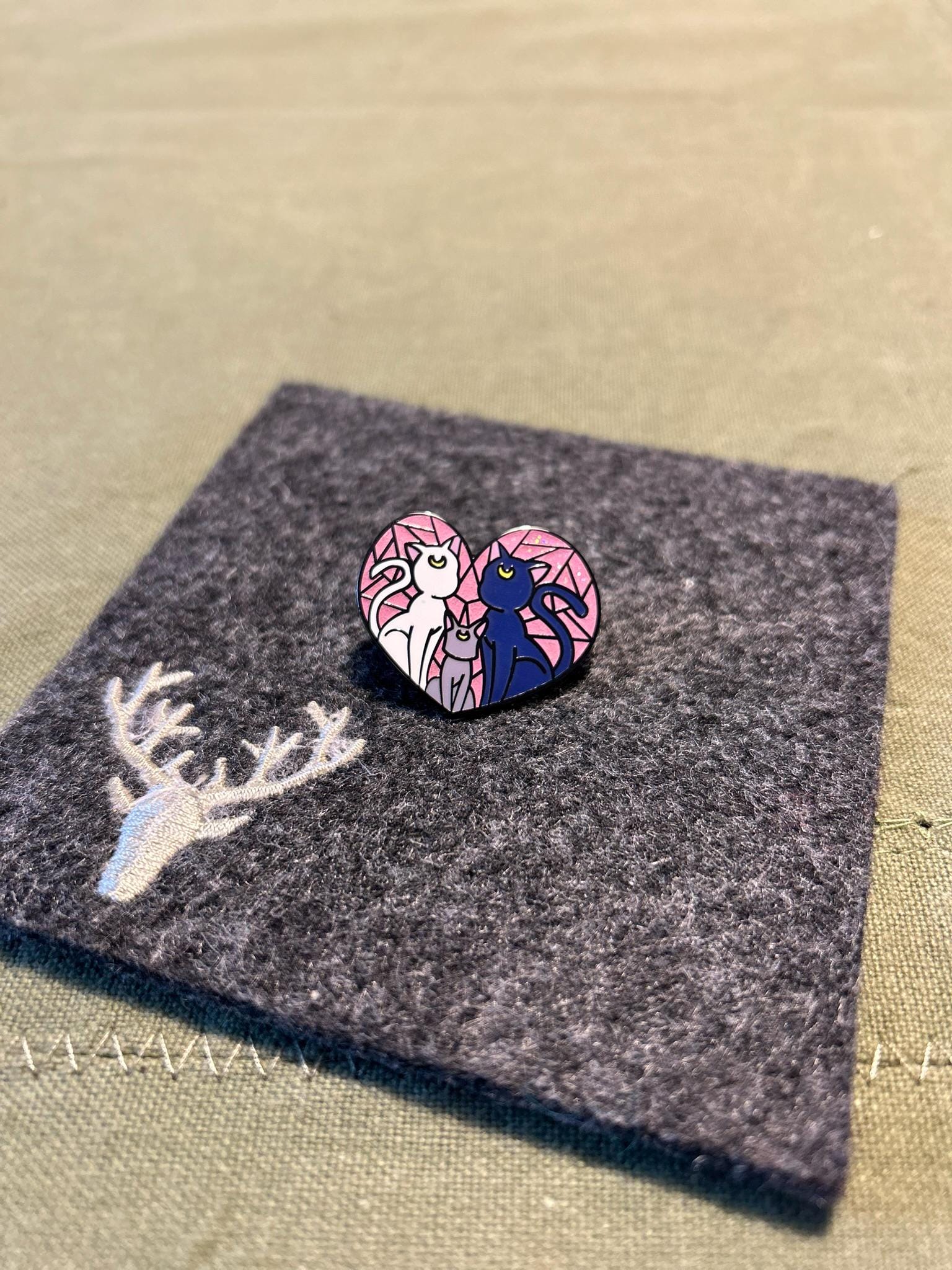 LUNA & ARTEMIS ENAMEL PIN SET — MAGICAL GIRL GUARDIAN CATS